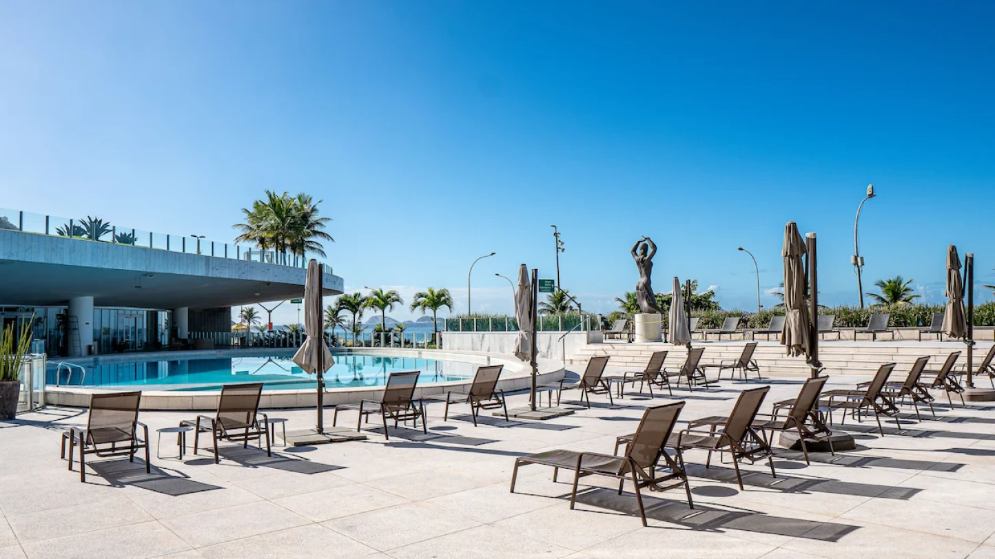 Niemeyer Icon - Rooftop Pool in São Conrado - Image